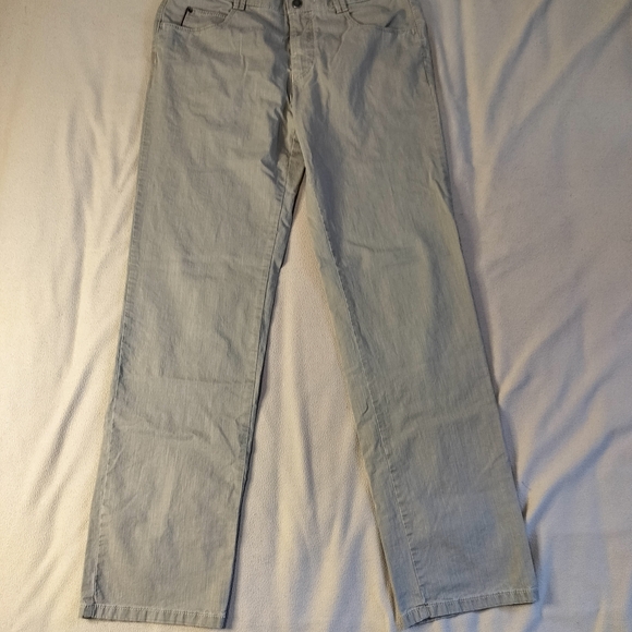 Men's Straight Jeans in Light Gray - Picture 1 of 15